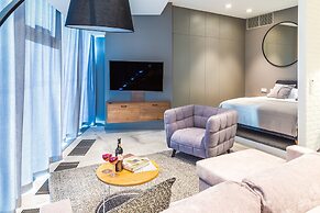 Sky Tower Apartments by Michał & Piotr