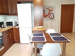 Erra - Zephyr - Athens Center, 90m²,3 BD,1.5 BATH