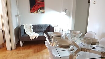 Erra - Zephyr - Athens Center, 90m²,3 BD,1.5 BATH