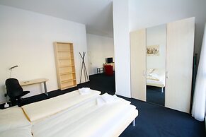 Hitrental Cham Apartments