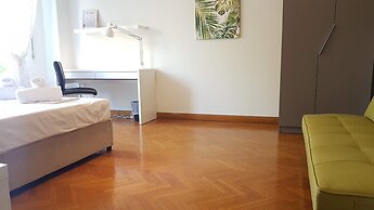 Erra - Violet - Neoclassical - Athens Center,220m²,7 BD,3 BATH