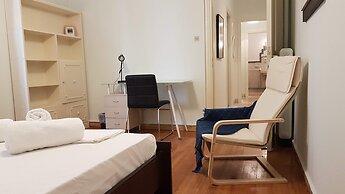 Erra - Violet - Neoclassical - Athens Center,220m²,7 BD,3 BATH