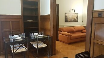 Erra - Violet - Neoclassical - Athens Center,220m²,7 BD,3 BATH