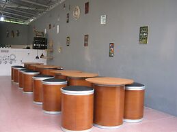 AQILAKOST n CAFE Gadog Puncak