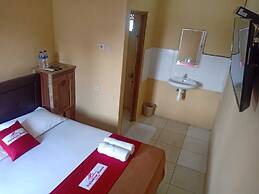 AQILAKOST n CAFE Gadog Puncak