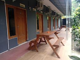 AQILAKOST n CAFE Gadog Puncak