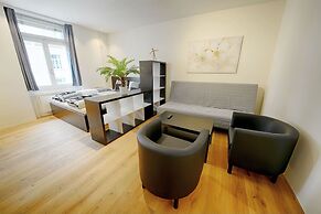 Hitrental City Apartments