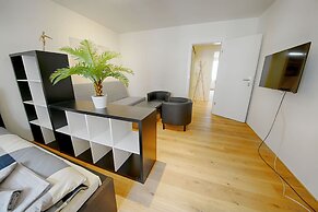 Hitrental City Apartments