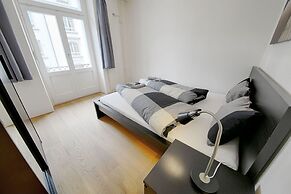 Hitrental City Apartments