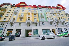 Hitrental City Apartments