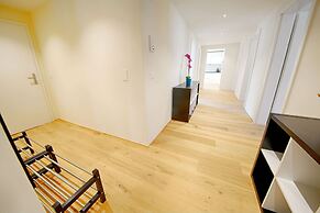 Hitrental City Apartments