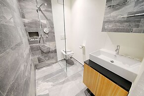 Hitrental City Apartments