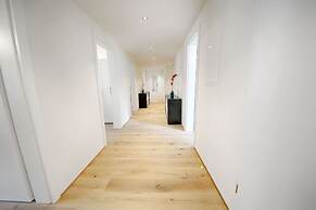 Hitrental City Apartments