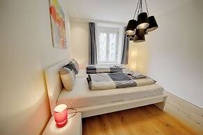 Hitrental City Apartments