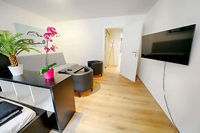 Hitrental City Apartments