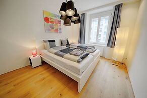 Hitrental City Apartments