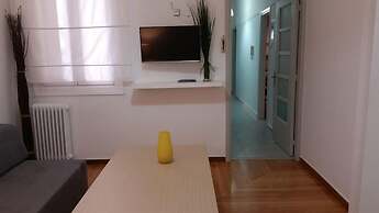 Erra - Grey - Athens Center, 120m², 4 BD, 2 BATH