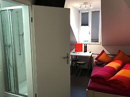 Hitrental Station Apartments