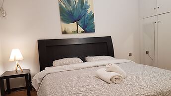 Erra - Teal - Athens Center, 110m², 4 BD, 2 BATH