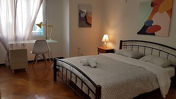 Erra - Teal - Athens Center, 110m², 4 BD, 2 BATH