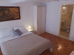 Old Town Economy Apartments