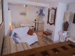 Old Town Economy Apartments