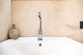 Trevi Queen Apartments