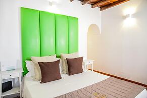 Trevi Queen Apartments