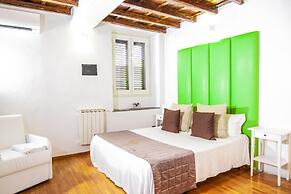 Trevi Queen Apartments