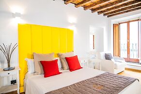 Trevi Queen Apartments