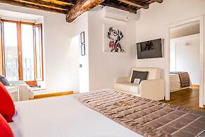 Trevi Queen Apartments