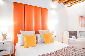 Trevi Queen Apartments