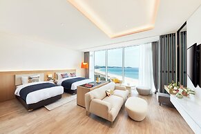 Renebleu by Sol Beach