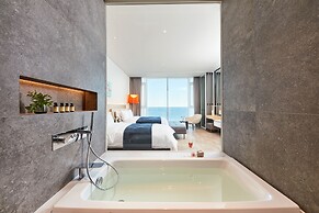 Renebleu by Walkerhill