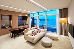 Renebleu by Walkerhill