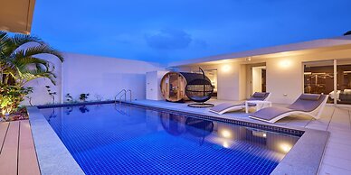 The Pool & Sauna Villa MOTOBU