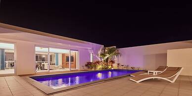 The Pool & Sauna Villa MOTOBU