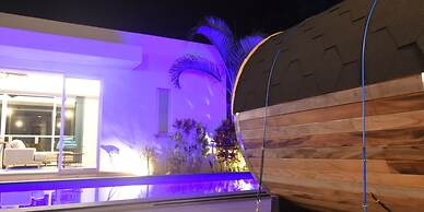 The Pool & Sauna Villa MOTOBU