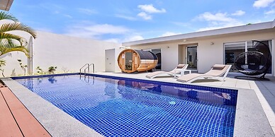 The Pool & Sauna Villa MOTOBU