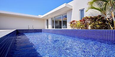 The Pool & Sauna Villa MOTOBU