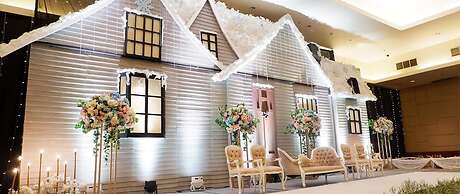 Royal Palm Hotel & Conference Center Cengkareng