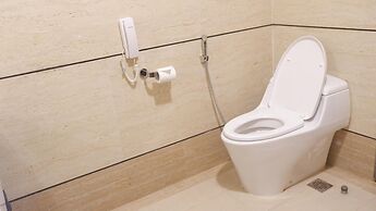 Royal Palm Hotel & Conference Center Cengkareng