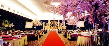 Royal Palm Hotel & Conference Center Cengkareng