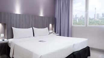 Royal Palm Hotel & Conference Center Cengkareng