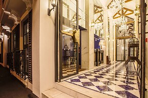 The Salisbury Luxury Class