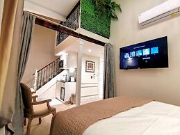 The Salisbury Luxury Class