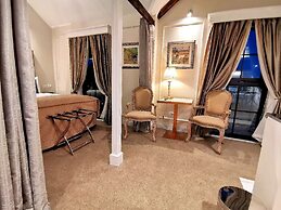 The Salisbury Luxury Class