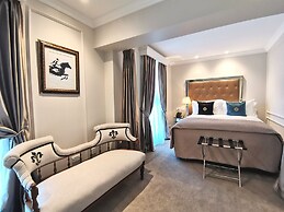 The Salisbury Luxury Class