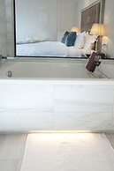 The Salisbury Luxury Class