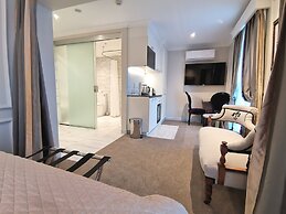 The Salisbury Luxury Class